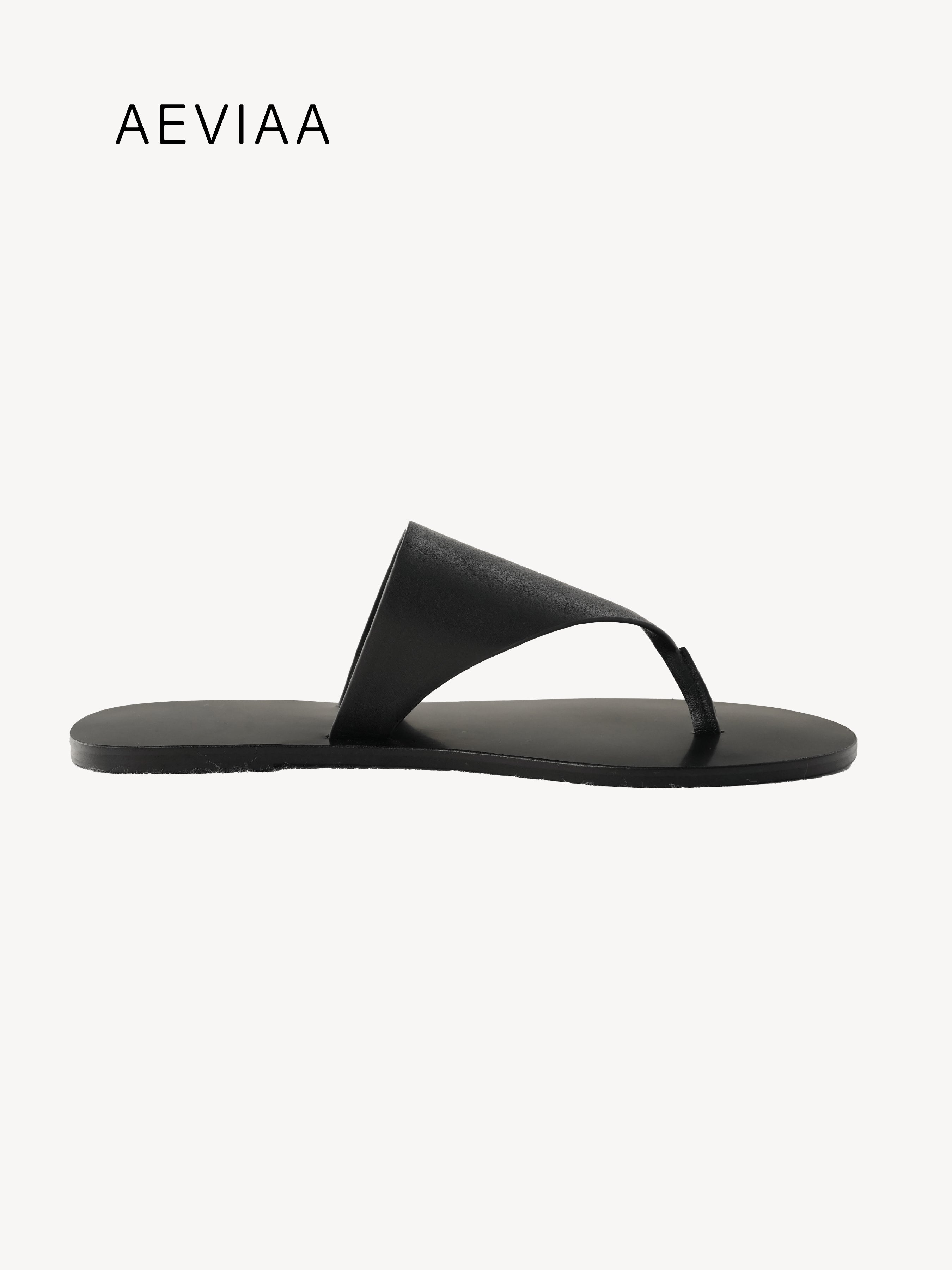 The Triangle Thong Flats