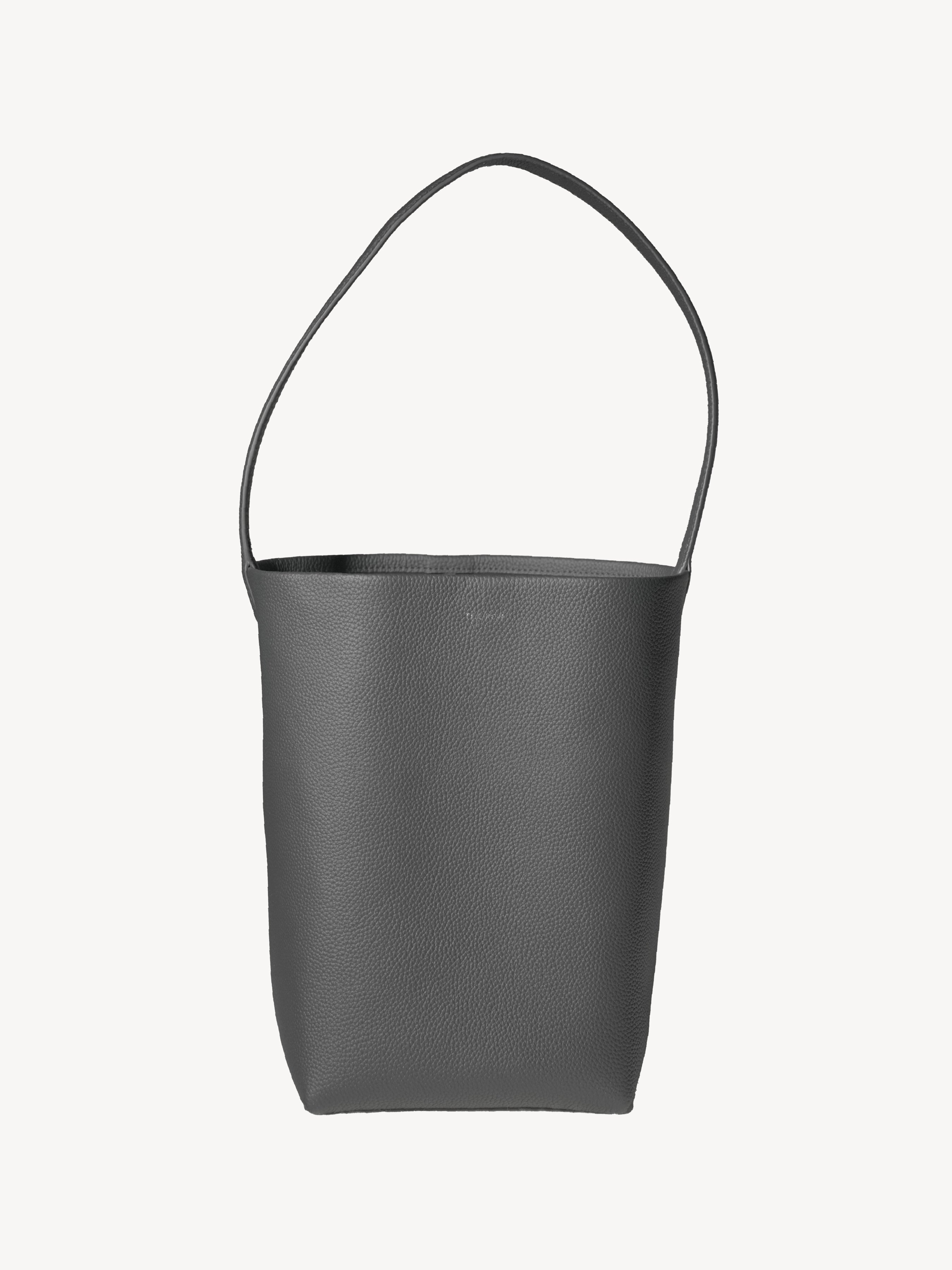 Essential Leather Tote