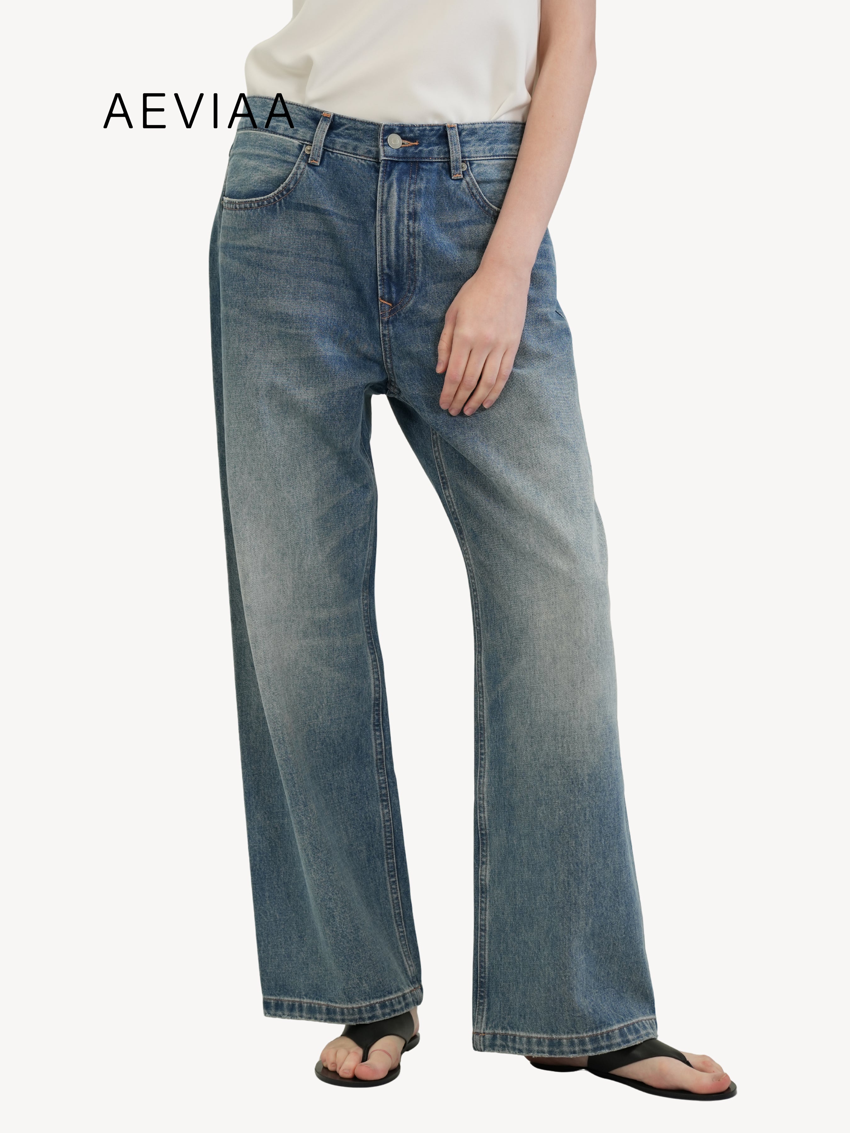 The Contemporary Wide-Leg Jeans
