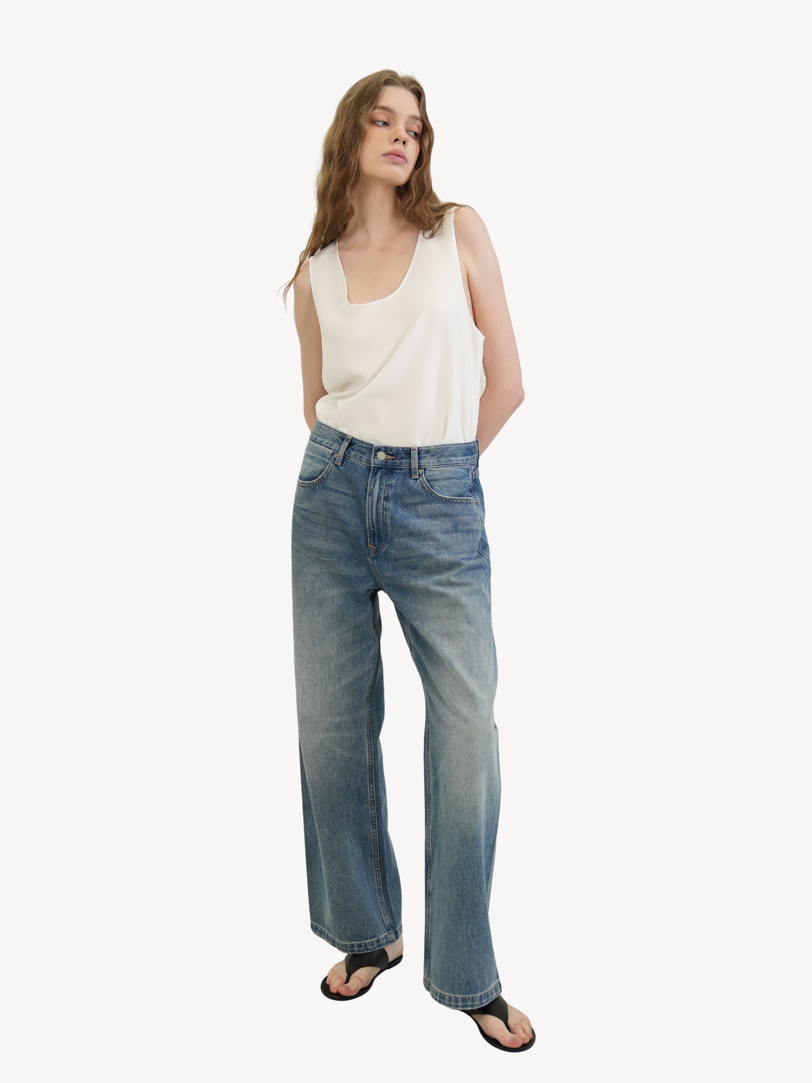 The Contemporary Wide-Leg Jeans