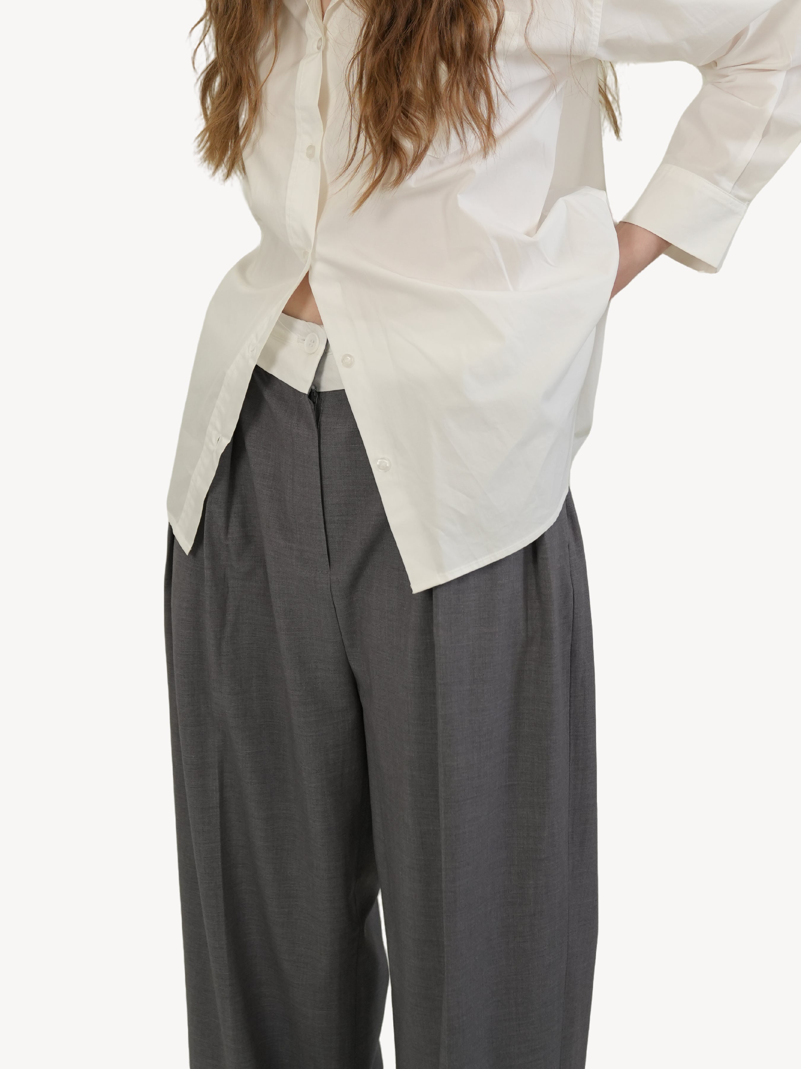 The Pleated Wide-Leg Trousers