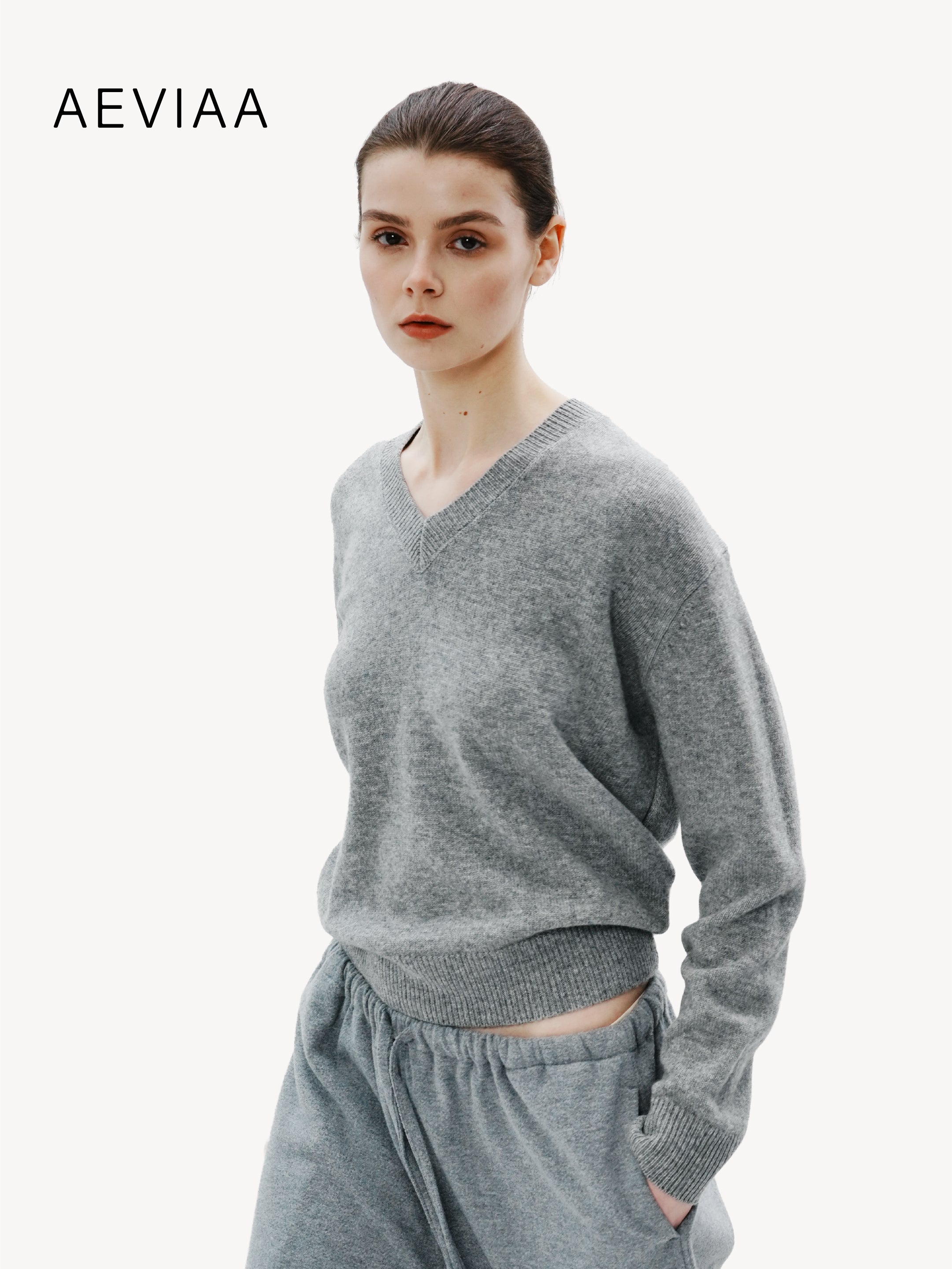 Cashmere V-Neck Sweater