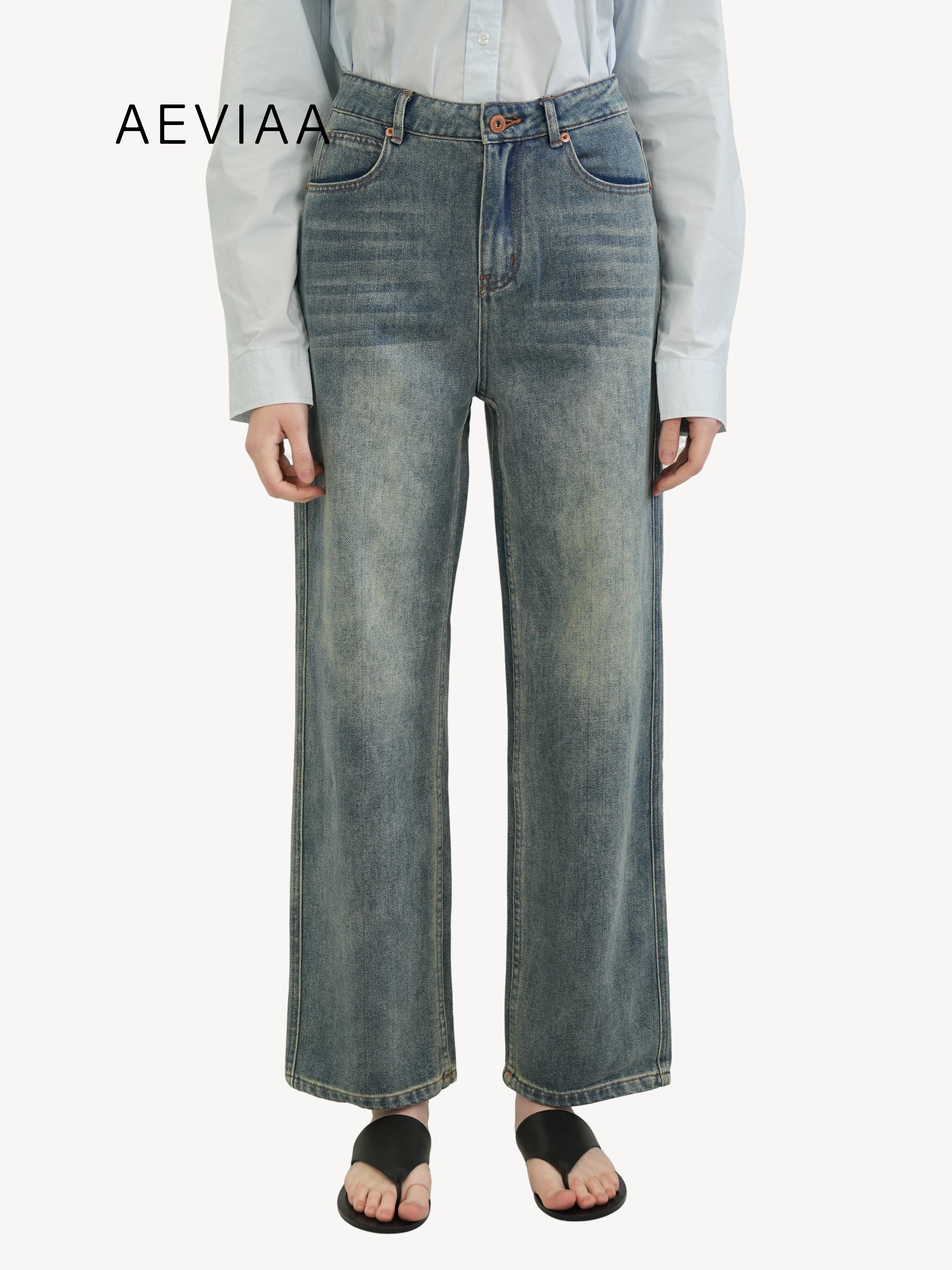 The Gold-Button Straight Jeans