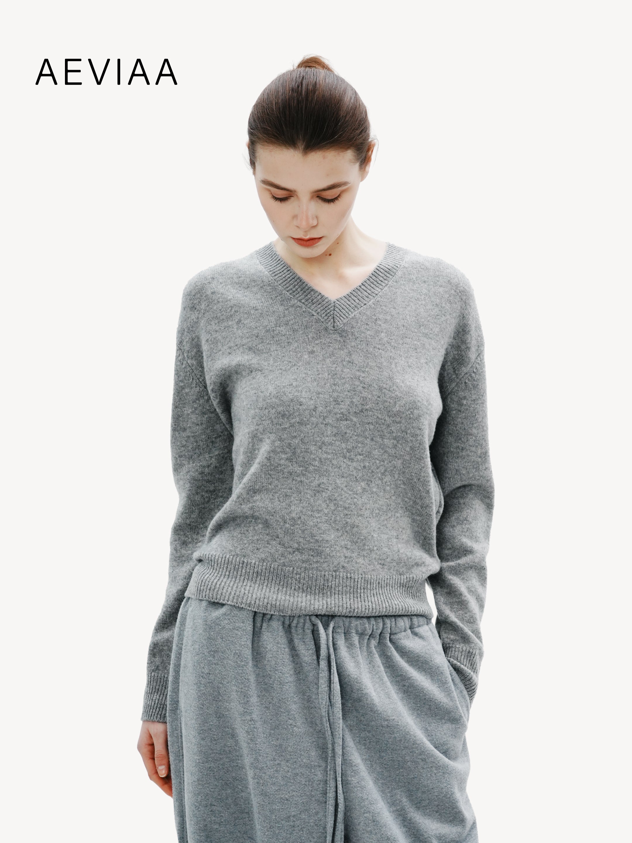 Cashmere V-Neck Sweater