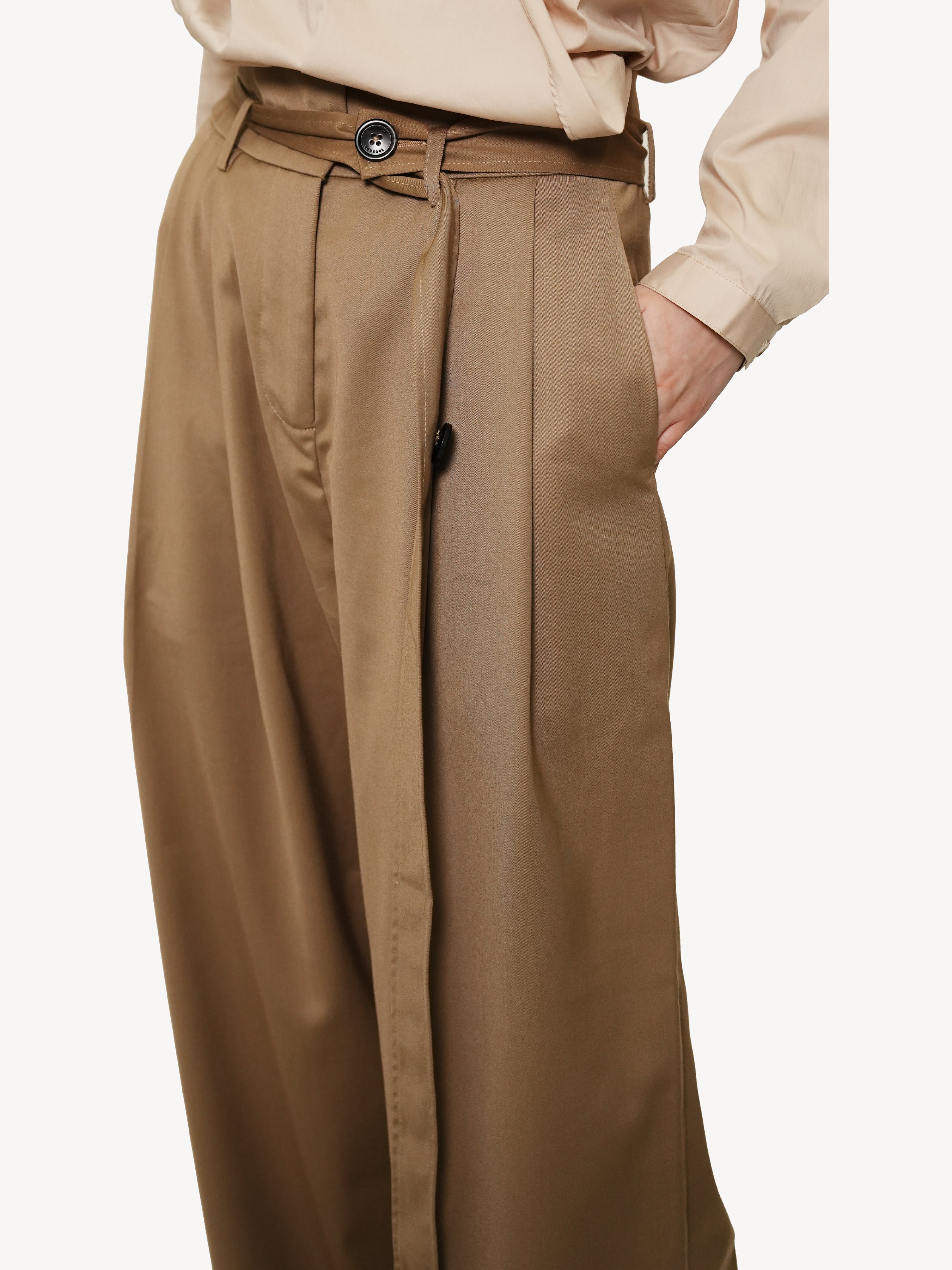 Pleated Wide Trousers